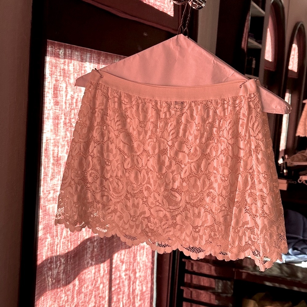 Elegant Lace Women Slip Skirt in Cream